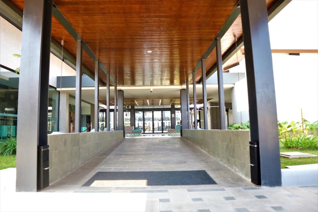 Hotel Santika Garut Exterior photo