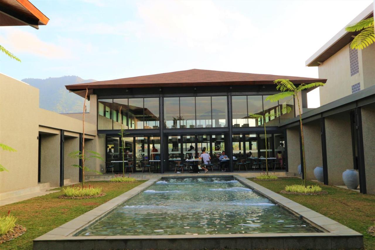 Hotel Santika Garut Exterior photo